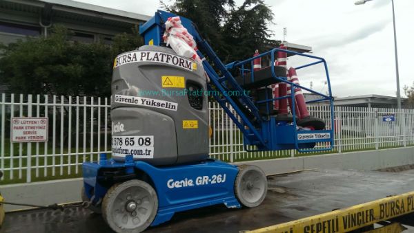 B�ZDEN HABERLER / Makine park�m�za kat�lan dikey platformlar